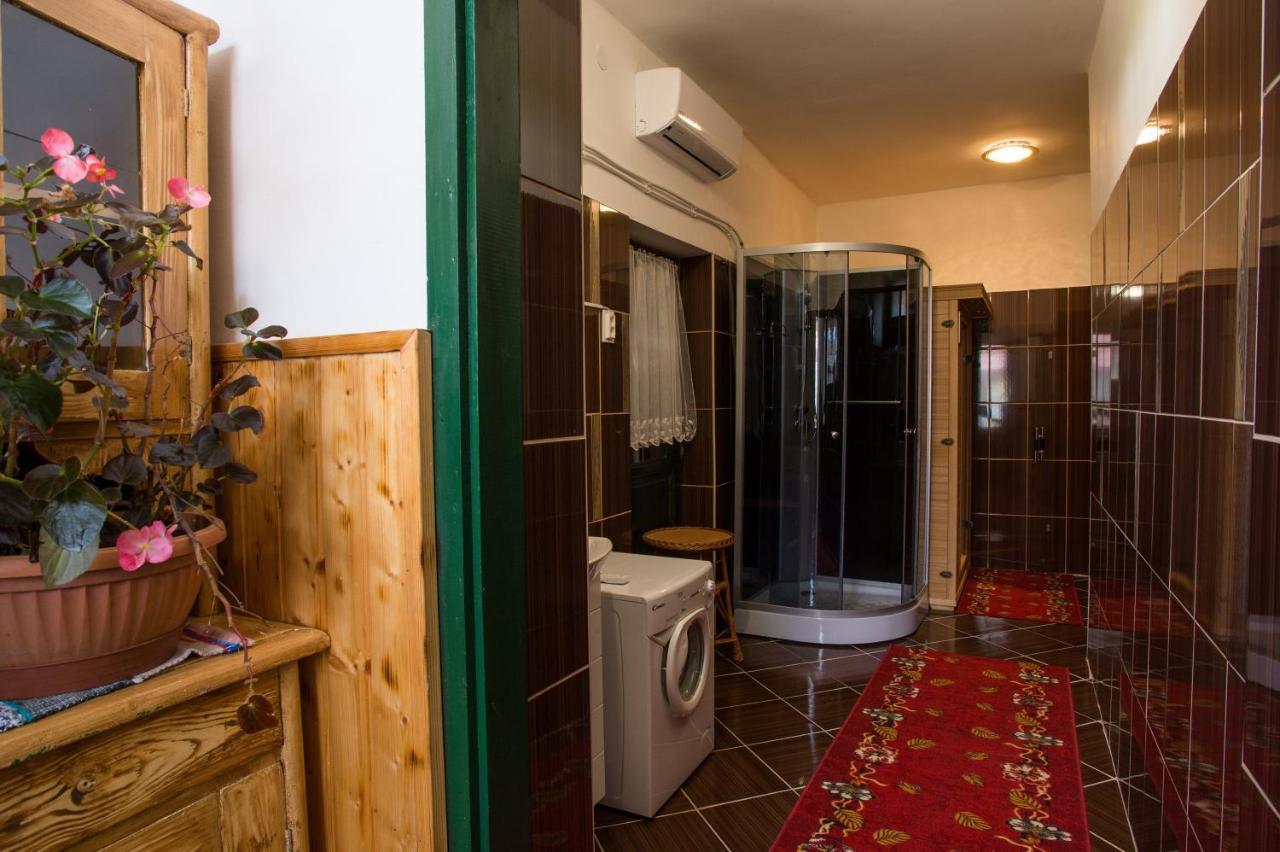 Piros Ponty Panzio Bed and Breakfast Poroszló Εξωτερικό φωτογραφία